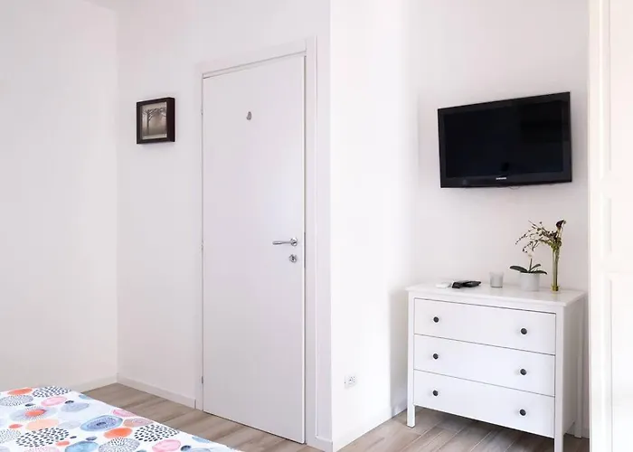 'piccolo Paradiso' * Angera